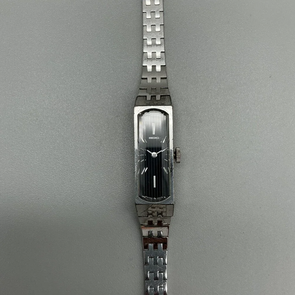 Vtg Seiko Womens Watch 12mm Black Dial Stainless 1520-3679 Broken Latch Manual
